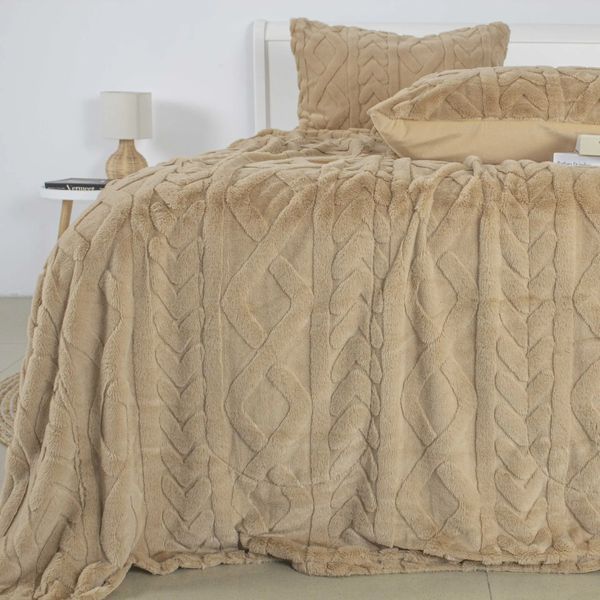 Покривало євро з 2 наволочками ТЕП SOFT ANGORA 4-04885_34648 240&times;260 см золотий бежевий 5219750 фото