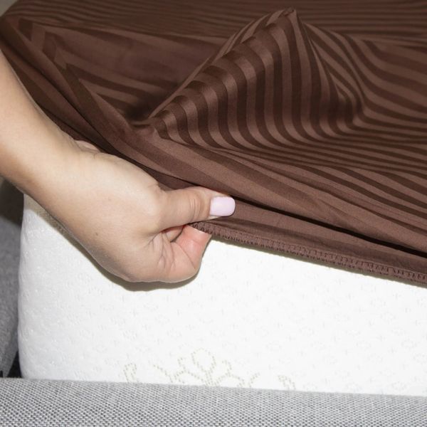 Полуторне простирадло-чохол на резинці ТЕП Сатин Chocolate 2-04799_34330 180&times;200 см шоколадне 5196744 фото